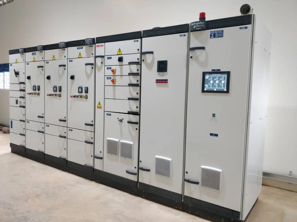 تابلوی PLC چیست؟