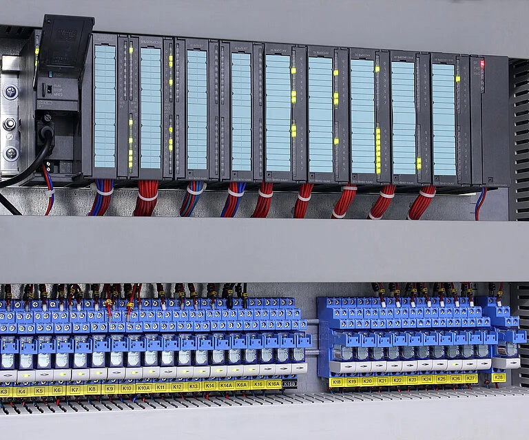تابلو برق PLC